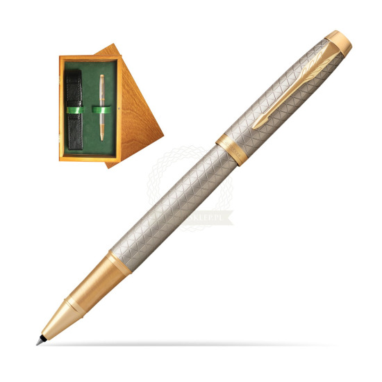 Parker IM Premium Warm Silver GT Rollerball Pen in single wooden box Honey Single Green