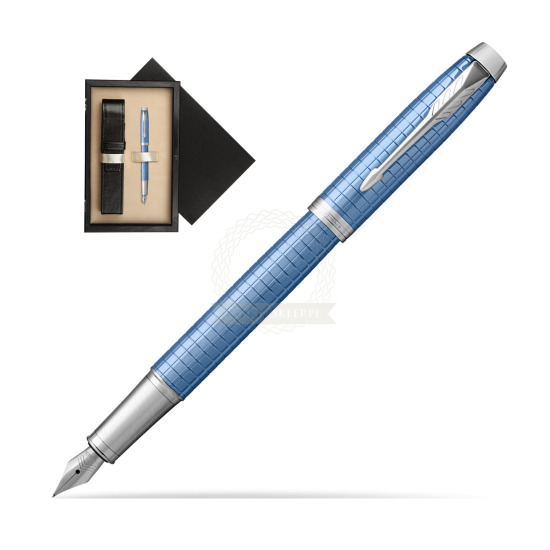 Parker IM Premium Blue CT Fountain Pen in single wooden box Wenge Single Ecru