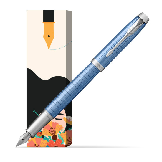 Parker IM Premium Blue CT Fountain Pen in cover Poppy