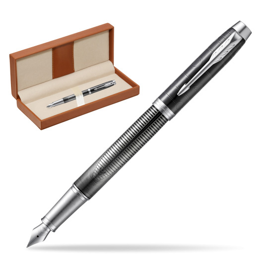 Parker IM Metallic Pursuit Fountain Pen. Special Edition  in classic box brown