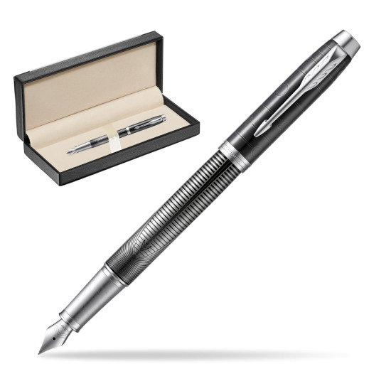 Parker IM Metallic Pursuit Fountain Pen. Special Edition in classic box black