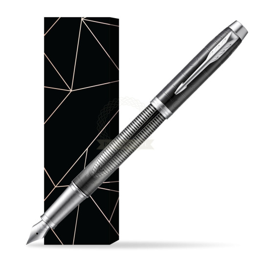 Parker IM Metallic Pursuit Fountain Pen. Special Edition in cover Lucky