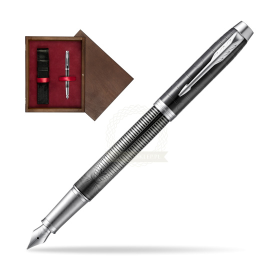 Parker IM Metallic Pursuit Fountain Pen. Special Edition in single wooden box Wenge Single Maroon
