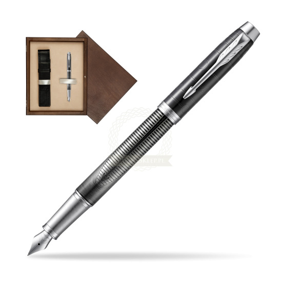 Parker IM Metallic Pursuit Fountain Pen. Special Edition in single wooden box Wenge Single Ecru