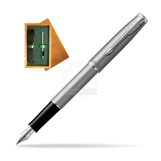 Parker Sonnet Sand Blasted Metal Stainless Steel Penna Stilografica in single wooden box Honey Single Green