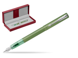 Parker Vector XL Green Fountain Pen in the red leather box
