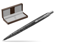 Parker JOTTER GLOBAL ICON - NEW YORK Ballpoint Pen in the brown leather box