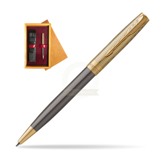 Parker Sonnet Pioneers GT Ballpoint Pen - limited edition in single wooden box Honey Single Maroon