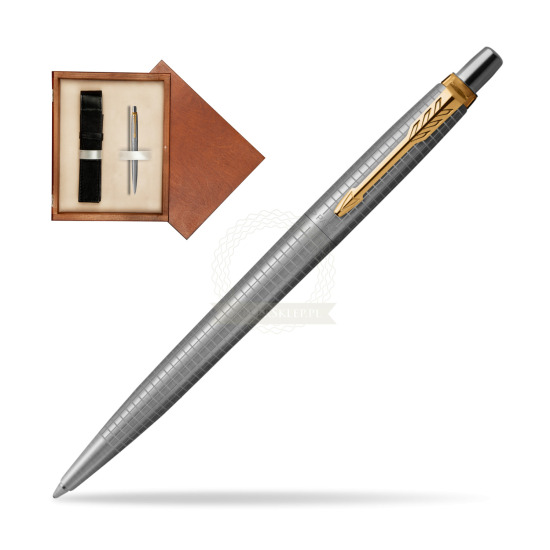 Jotter Premium 70TH ANNIVERSARY STEEL GT Ballpoint Pen in single wooden box Mahogany Single Ecru