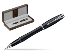 Parker Urban Fashion London Cab Black Lacquer CT Fountain Pen in the brown leather box