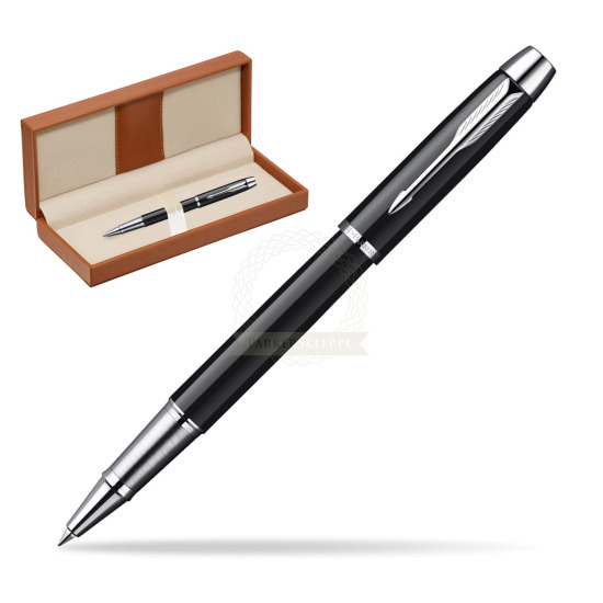 Parker IM Black Lacquer CT Rollerball  in classic box brown