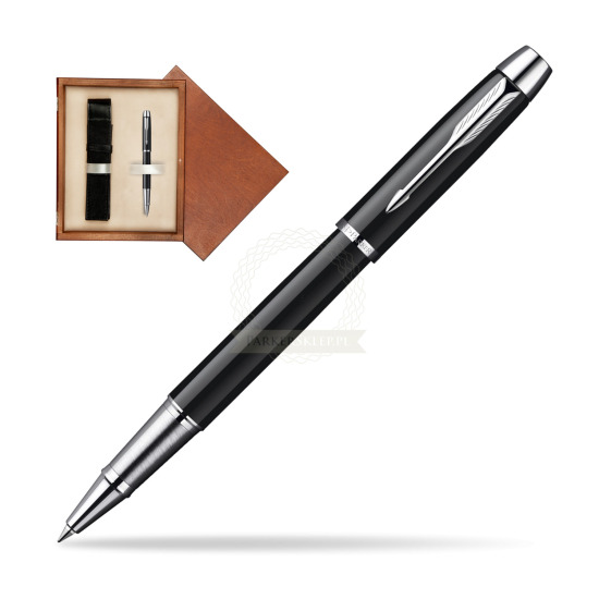 Parker IM Black Lacquer CT Rollerball in single wooden box Mahogany Single Ecru