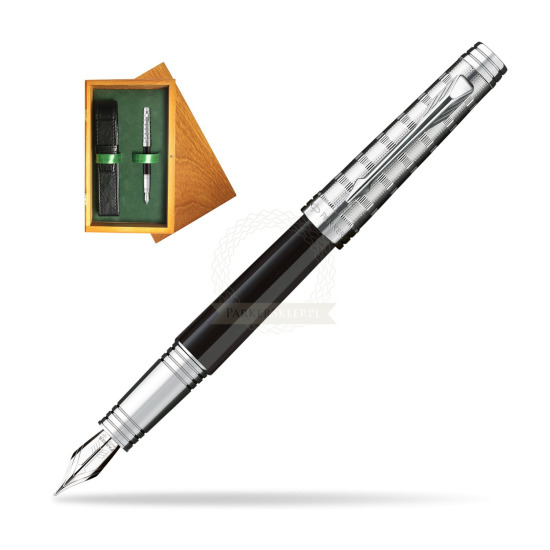 Parker Premier Custom Tartan Lacquer & Metal ST Fountain Pen in single wooden box Honey Single Green