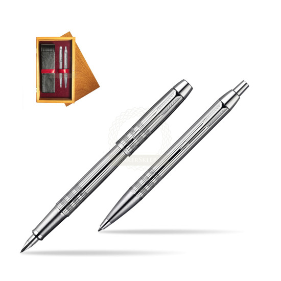Parker IM Premium Shiny Chrome Metal Chiselled CT Fountain Pen + Parker IM Premium Shiny Chrome Metal Chiselled CT Ballpoint Pen in a Gift Box in double wooden box Honey Double Maroon