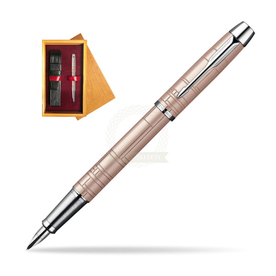 Parker IM Premium Metallic Pink Lacquer CT Fountain Pen in single wooden box Honey Single Maroon