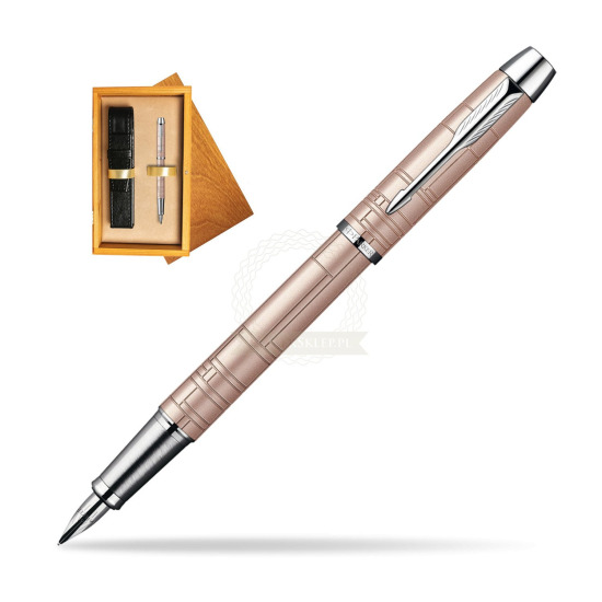 Parker IM Premium Metallic Pink Lacquer CT Fountain Pen in single wooden box Honey Single Ecru
